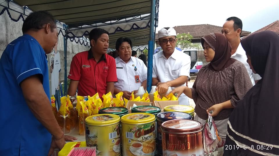 PASAR MURAH DI JALAN PIDADA IX KELURAHAN UBUNG